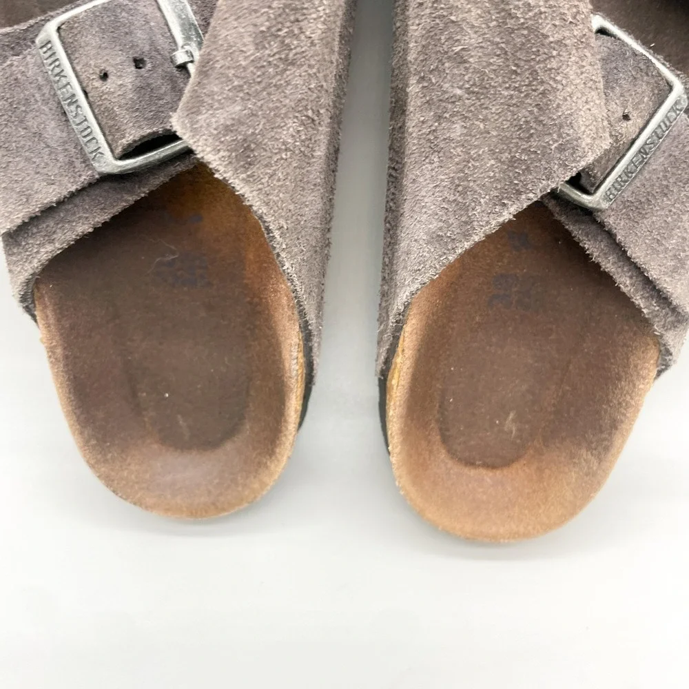 Birkenstock Womens 38 7 Arizona Sandals Mocha Brown Suede Two Strap Slide Boho
